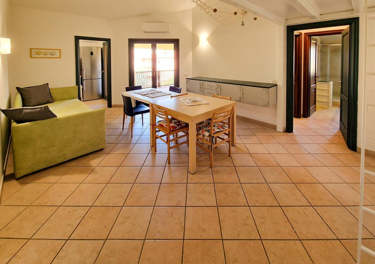 Murphy Holiday Home - Residenza Aldo Moro 02 La Maddalena  Exterior photo
